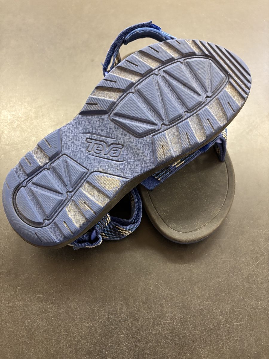 Teva Scarpe per ragazzi: Teva Sandalen Blau, Grösse 33/34 – Usato da Büren an der Aare venduto da Nikito2001 4
