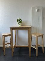 Bartisch und Hocker