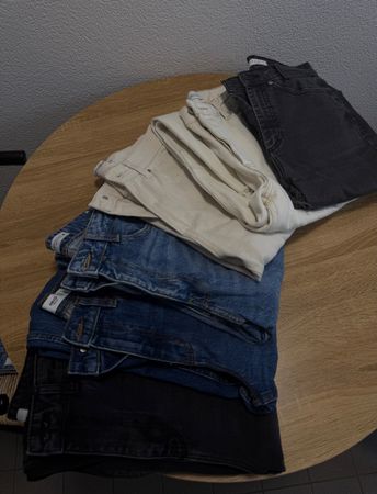 Damen Jeans 6 Paar Grösse 34 