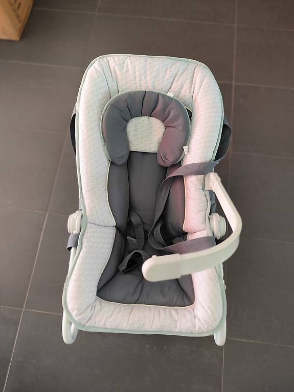 Chaises hautes: Chaise berçante pour enfant – D'occasion à La Tour-de-Trême par tur_9vtf 1