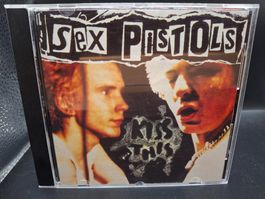 Sex Pistols – Kiss This