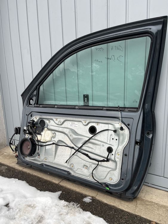 vw-golf4-jg-1998-t-re-rechts-3-door-gebraucht-in-engelburg-f-r-chf