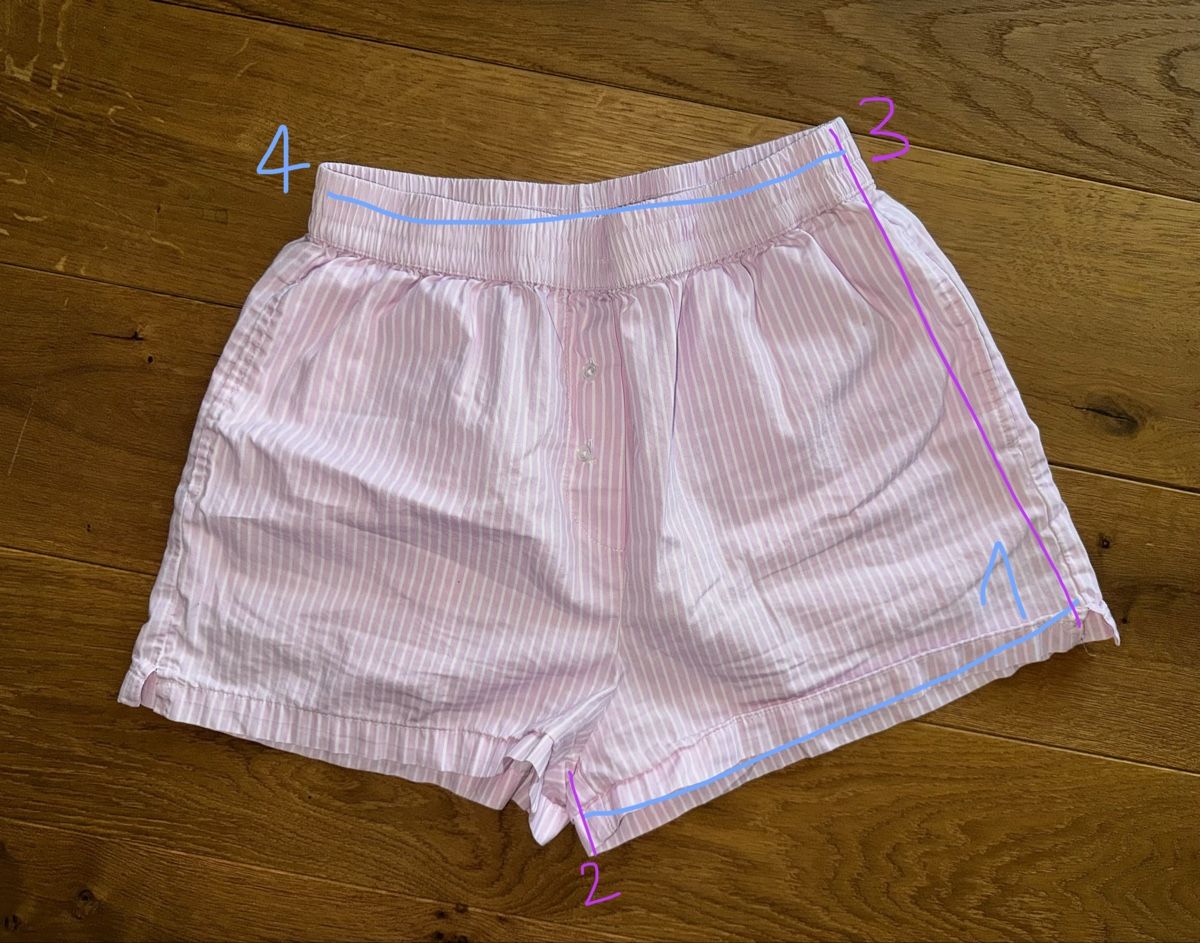 Stradivarius Pantaloni: Gestreifte Shorts pink – Usato da Schaan venduto da kri_tsw8 6