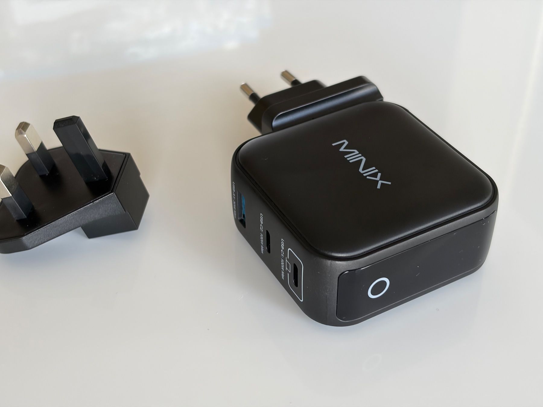 Ladegerät: 100W Minix Ladegerät USB-C mit touch Display Macbook iPhone – Neu (gemäss Beschreibung) aus Olten von Lamb_of_God 6