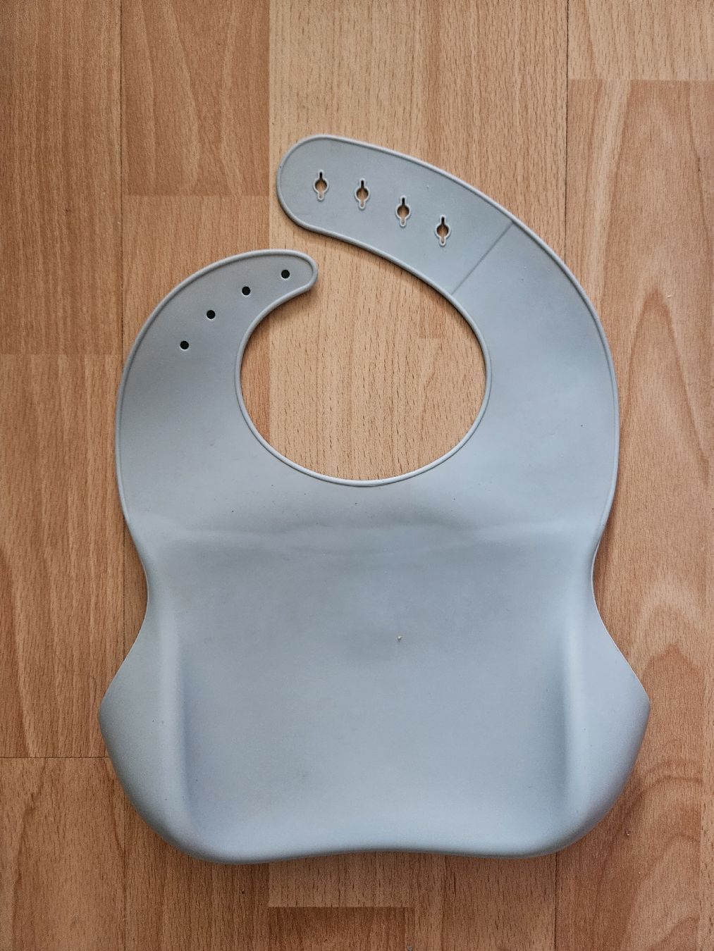 Baby-Mahlzeiten: Silikon Lätzchen blau – Gebraucht aus Zürich von Kris8050 2