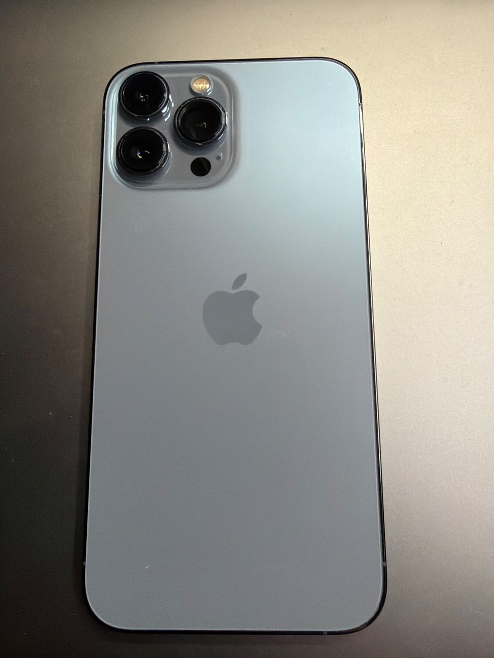 Apple Telefoni cellulari / Smartphones: iPhone 13 Pro Max 256GB Blau – Usato da Rietheim venduto da Tech-guy 2