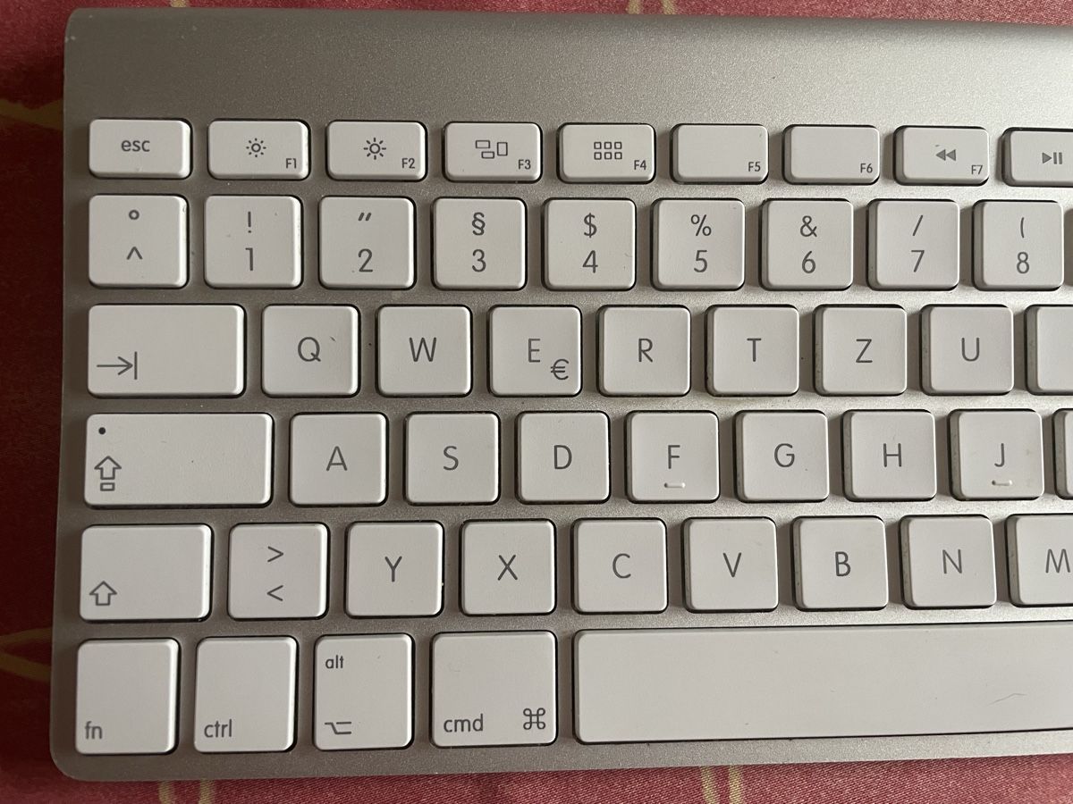 Apple Tastiere: Apple Magic Keyboard - clavier Apple sans fil – Usato da Commugny venduto da arm_7m7m 3