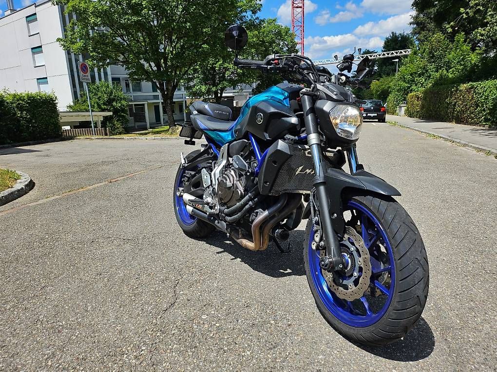 Yamaha Strada: Yamaha MT-07 2015 – Usato da Zollikerberg venduto da lei_f75p 2