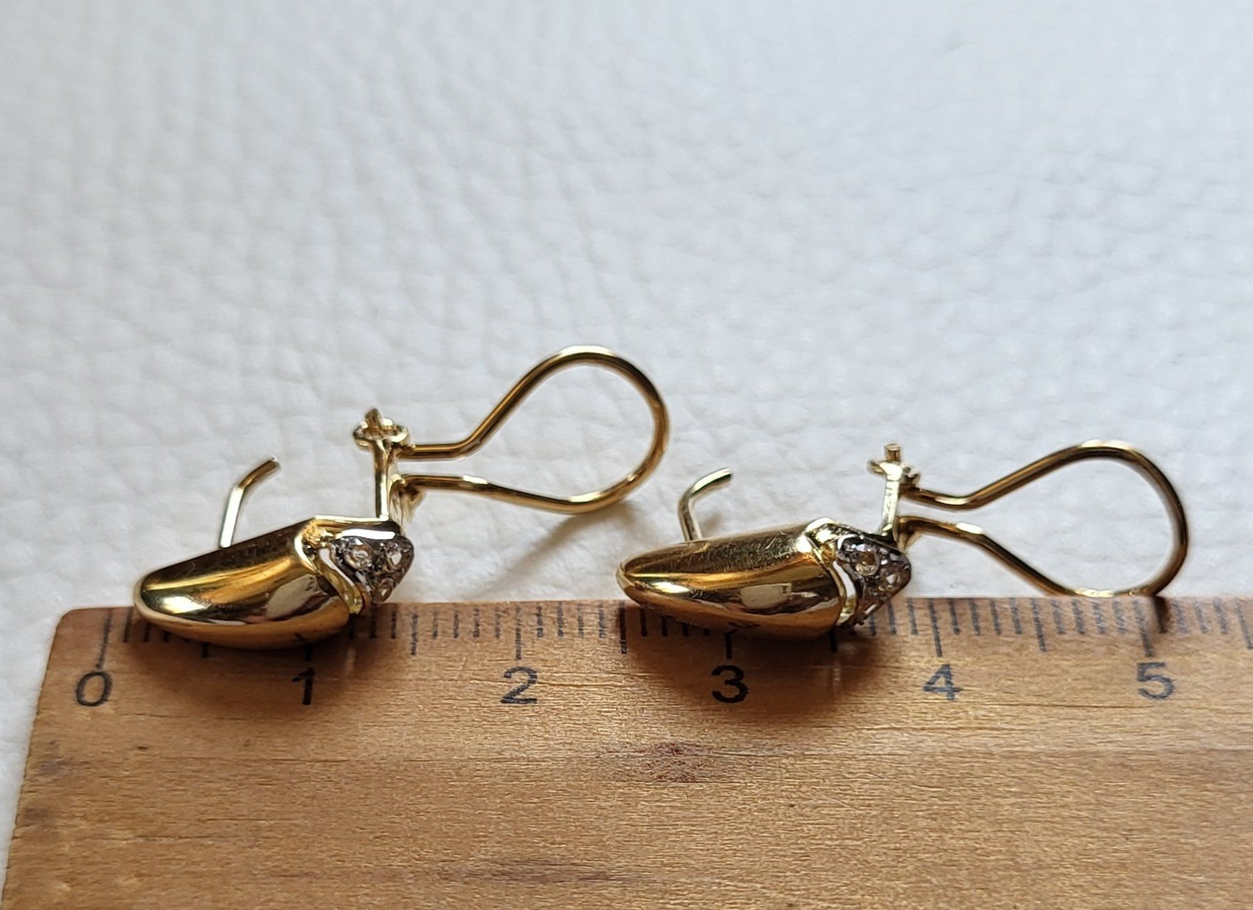 Orecchini pendenti & Orecchini a lobo: 750 Gold Ohrstecker Mit Steine – Usato da Wald ZH venduto da Dasilver