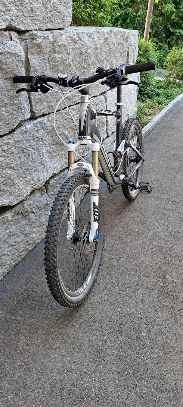 Giant Biciclette: Mountainbike Giant Trance Fully – Usato da Ennetmoos venduto da niro12872 1