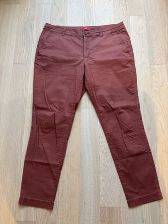 Chino Hose Esprit Gr. 44/30 rostfarbig