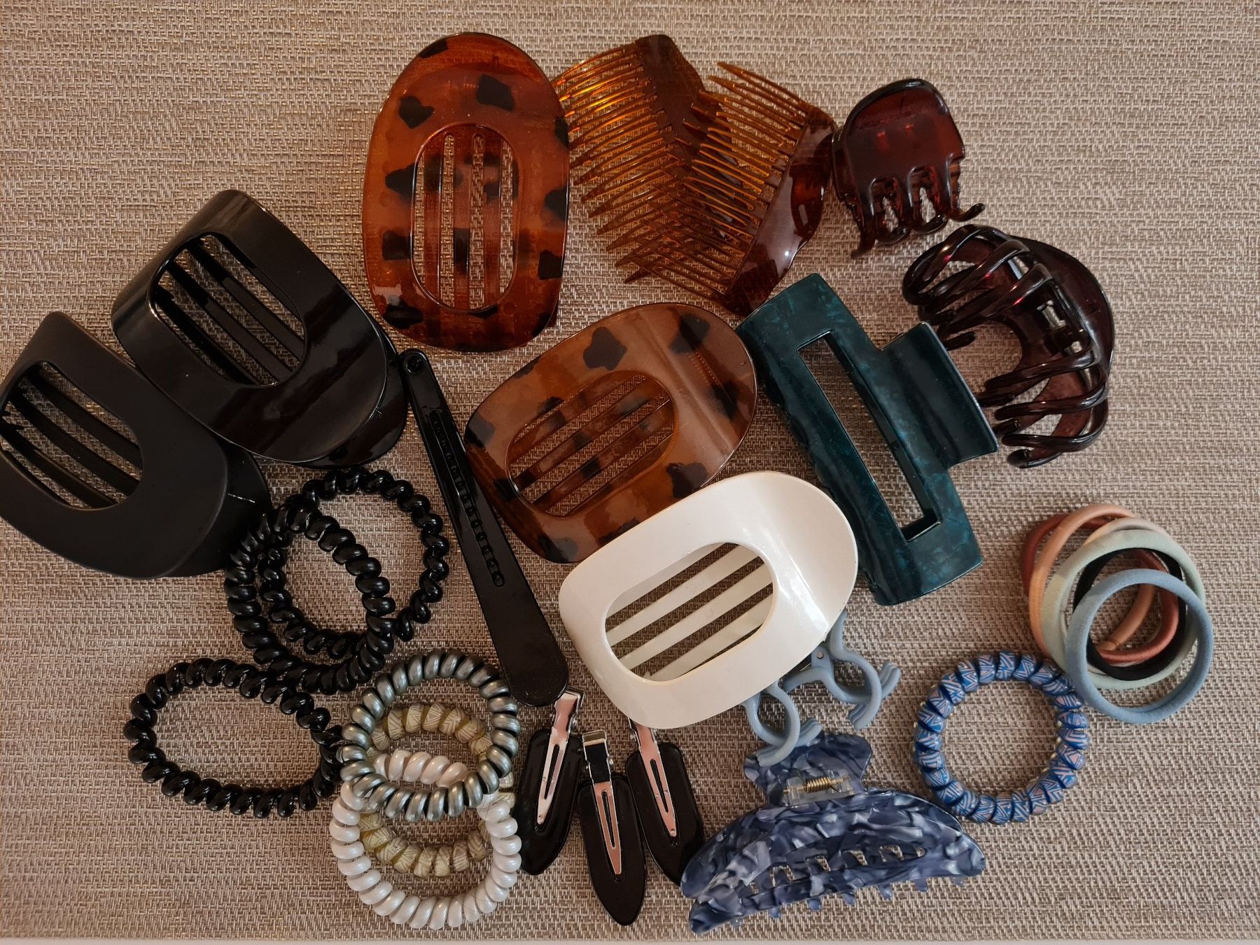 Accessori per capelli: Haarschmuck-Set – Usato da Geuensee venduto da ImLicht13