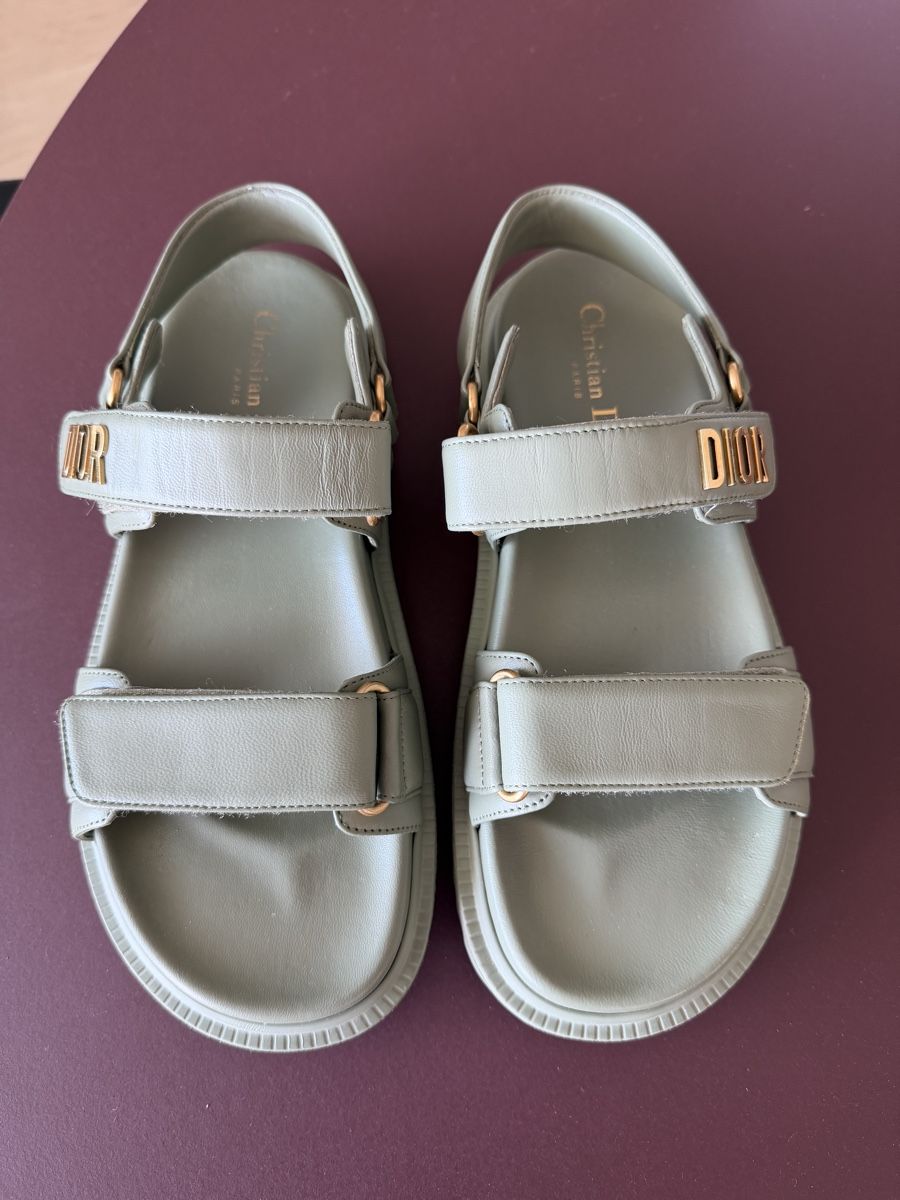 Dior Scarpe da donna: Dior Sandalen Dioract olive | Grösse 39 – Nuovo (secondo la descrizione) da Wettingen venduto da Lamadeux