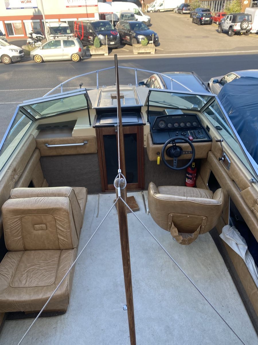 Chris Craft Bateaux: Chris Craft Motorboot – D'occasion à Rümlang par Kumi52 3