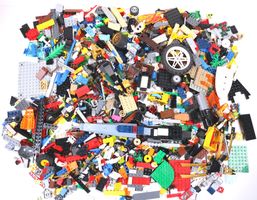 1.5 kg. Legoteile mit Minifiguren