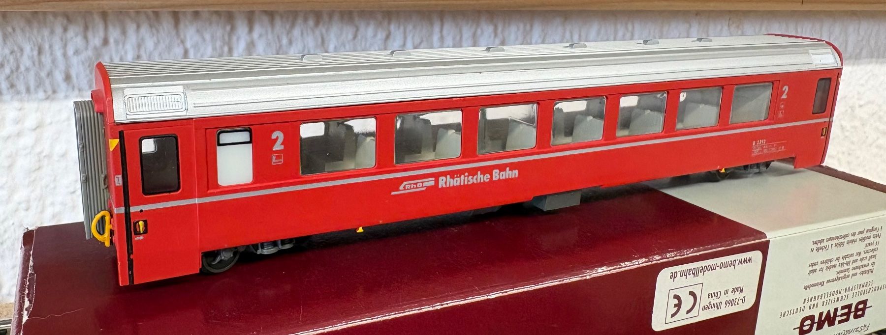 Modelleisenbahnen: D+R, RhB EW IV B 2392 rot – Gebraucht aus Freienbach von Lehcim