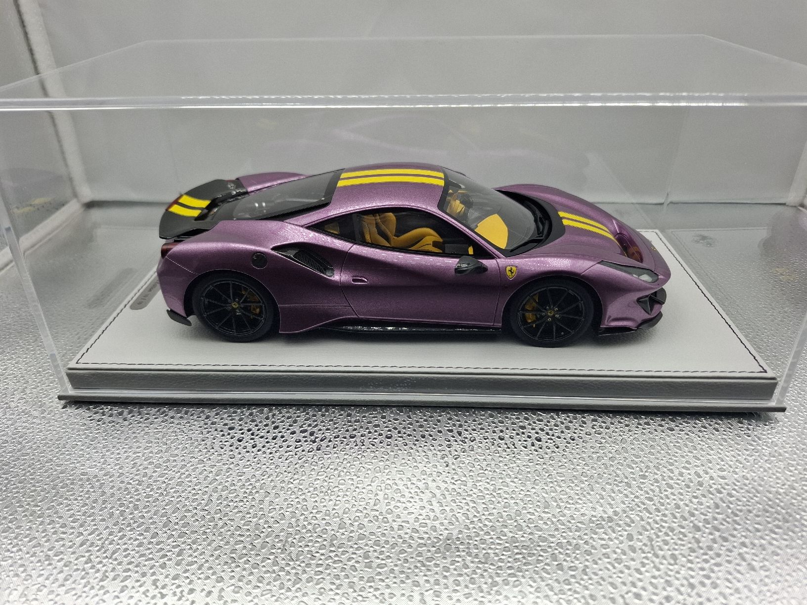 BBR Models Modellini d'auto: BBR Ferrari Pista 1:18 – Nuovo e nell'imballaggio originale da Gipf-Oberfrick venduto da Edii45 2