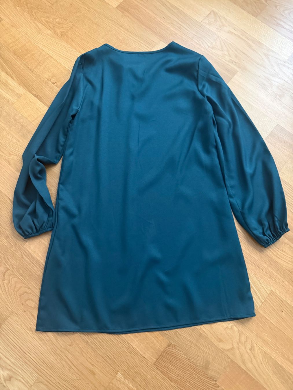 Vestiti: Kleid Grösse S   NEU – Nuovo (secondo la descrizione) da Thal venduto da Manhut