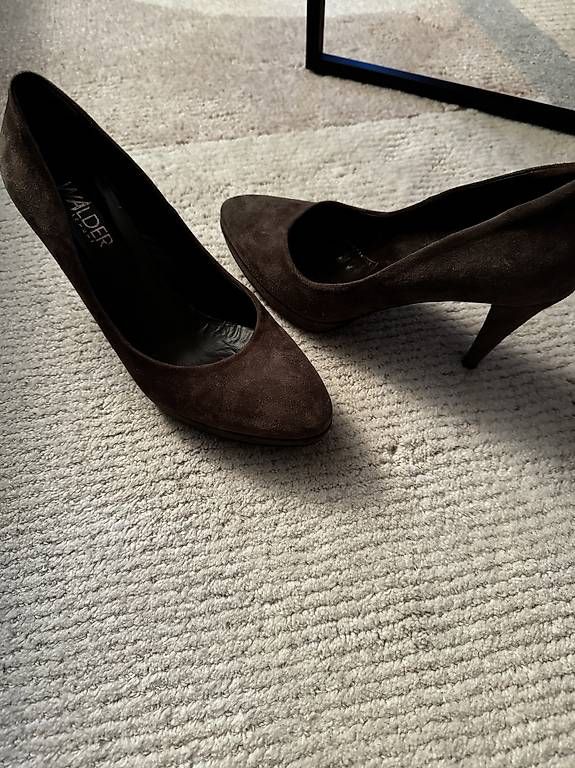 Scarpe da donna: Walder Wildleder Pumps, Gr. 40 – Usato da Zuerich venduto da Am81
