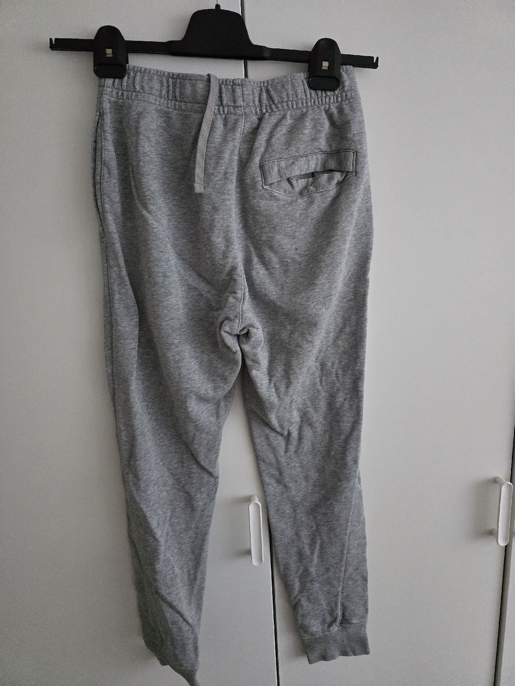 Nike Pantaloni: Nike Joggers - Grösse XS – Usato da Rickenbach b. Wil venduto da VeryLovelyThings 2