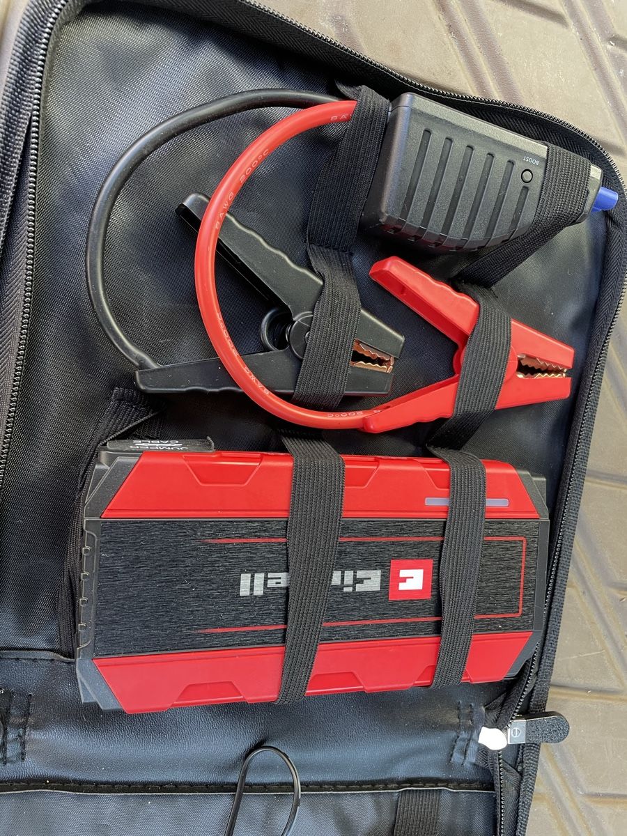 Einhell Caricabatterie: Einhell Starthilfe Powerbank Booster Starthilfekabel – Usato da Bern venduto da fotolog111 1