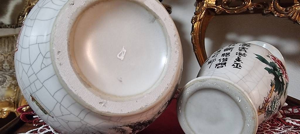 Vasi & Recipienti: 2 chinesische Vasen im Set, plus 1 Holzständer – Usato da Kaufdorf venduto da Nati-Nati 1