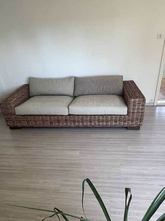 Sofas: Rattan Sofa – Gebraucht aus Dübendorf von SLADURCE