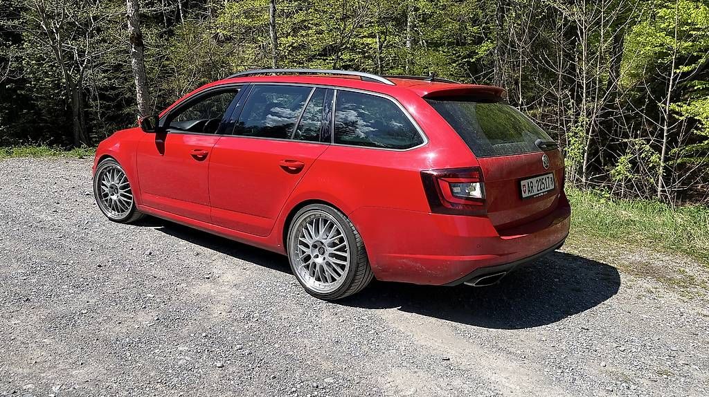 Autos: Skoda Octavia RS 2.0Tsi – Gebraucht aus Walzenhausen von elenor11 1