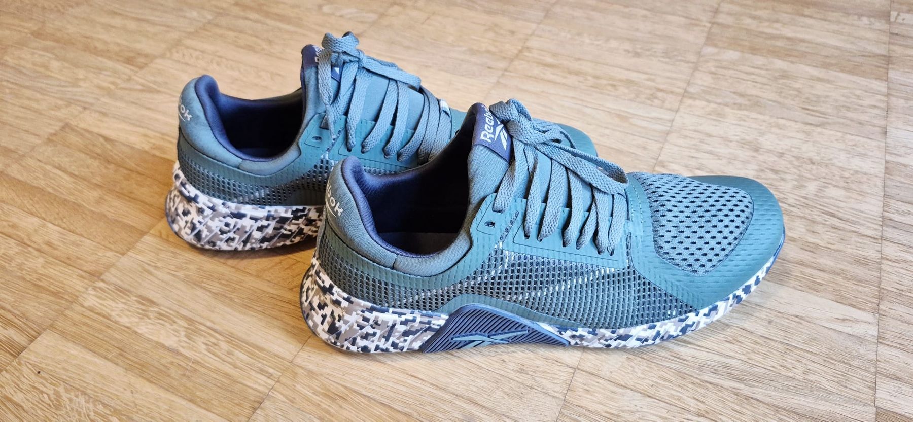 Herrenschuhe: Reebok Sneaker – Neu und originalverpackt aus Volketswil von dom_9qdh