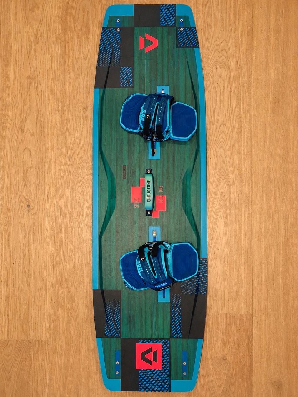 Duotone Tavole da surf e di nuoto: Duotone Spike 163 x 46.5 inkl. Entity Bindungen – Nuovo (secondo la descrizione) da Sins venduto da Slopesoaring