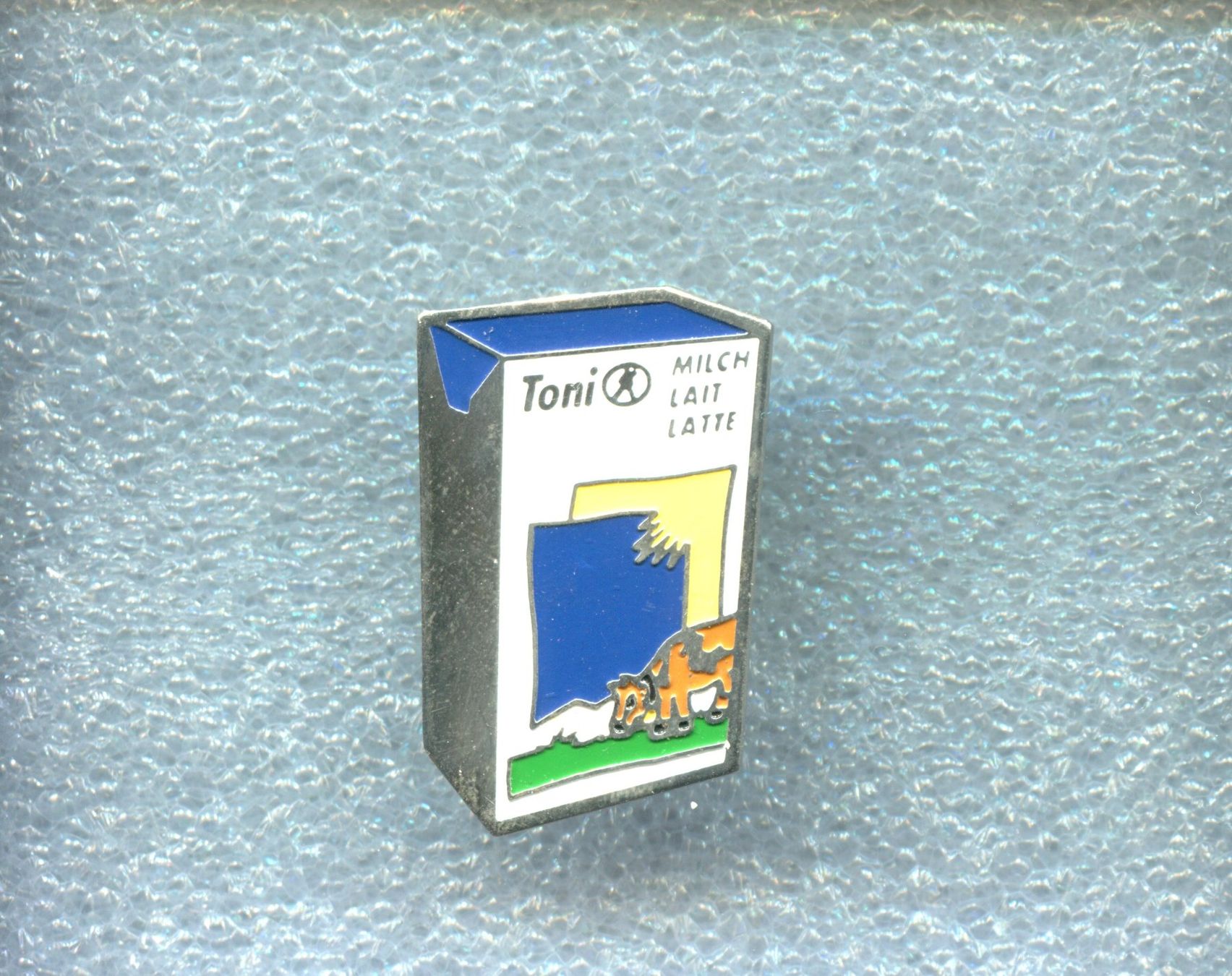 Placchette & Badge: Toni Milch – Usato da Winterthur venduto da Sammleroase