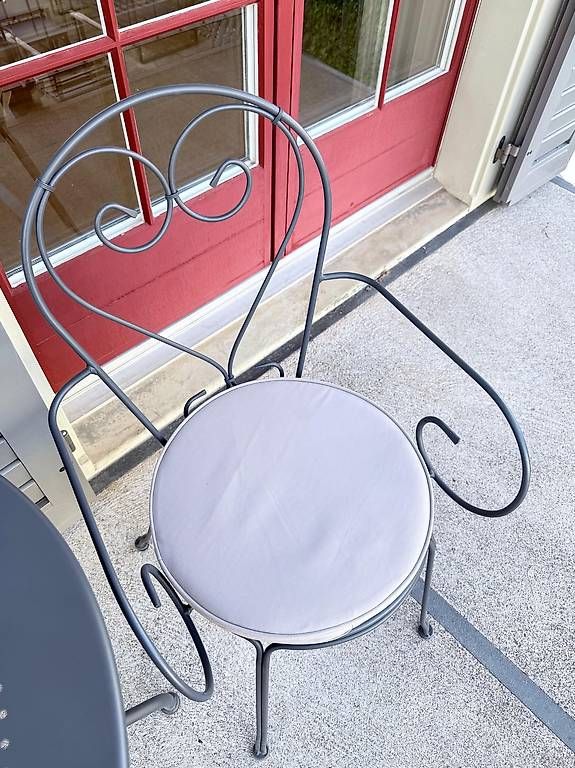 Set di tavolo e panche: Kleine Gartenset  – Usato da Stäfa venduto da Gazija01