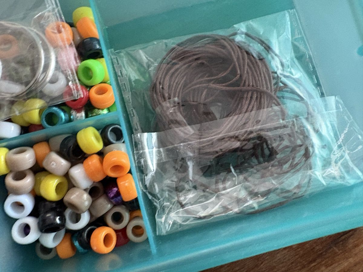 Bastelsets: Made by Me Bastelset Perlen Anhänger basteln  – Gebraucht aus Beromünster von msklef 1