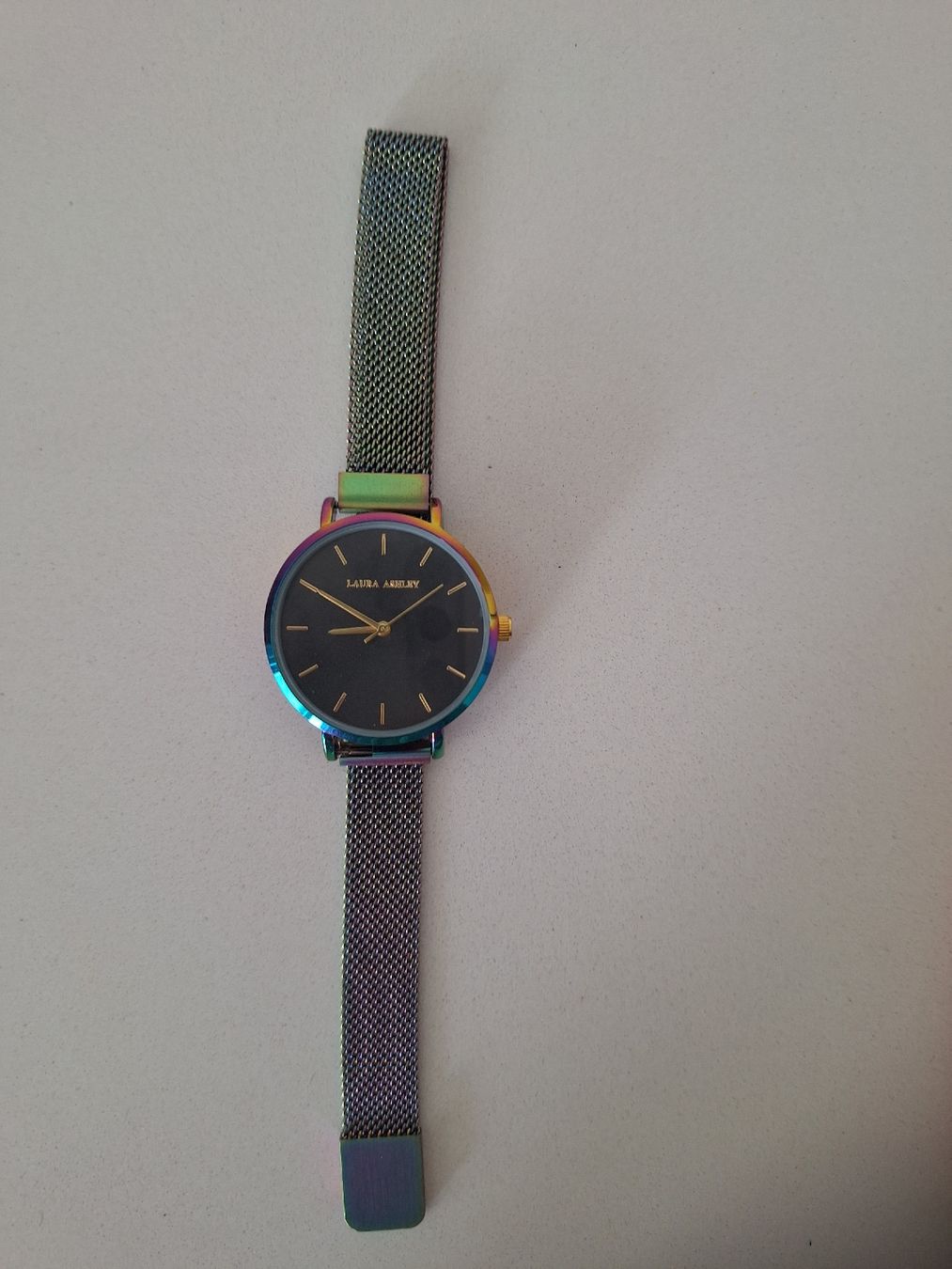 Orologi: Laura Ashley Armbanduhr mit Magnetverschluss – Usato da Sursee venduto da Schuepbi