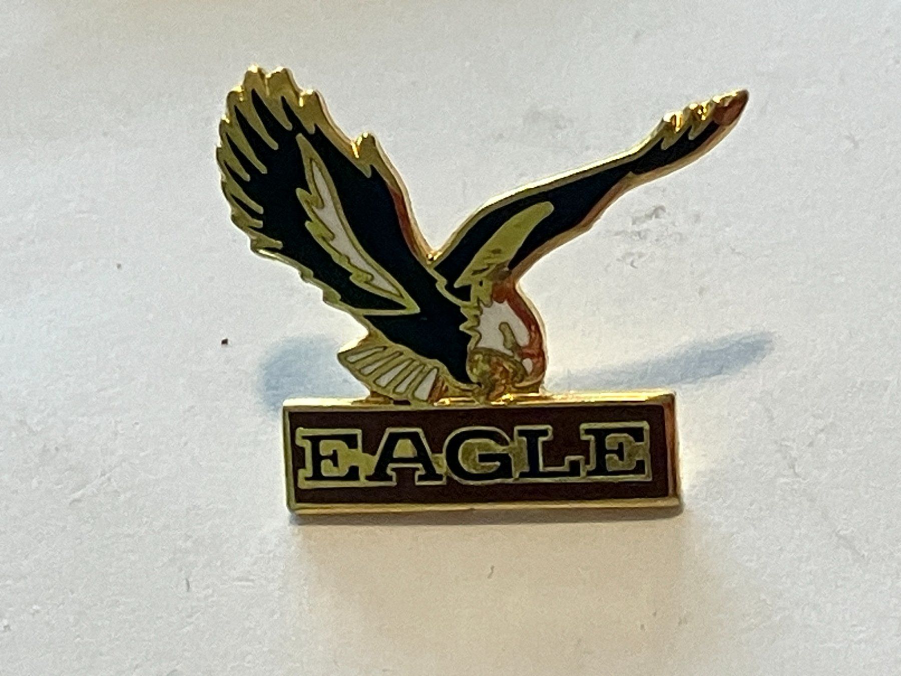 Placchette & Badge: 1 Pin Eagle – Usato da Basel venduto da djwwpp