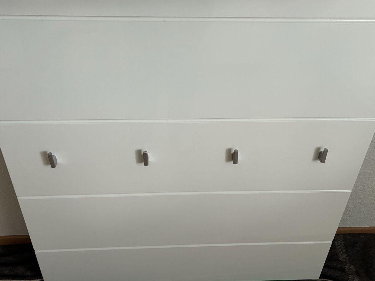 Guardaroba: Wandgarderobe - Weiss - mit Hutablage – Usato da Tann venduto da Lavender 4
