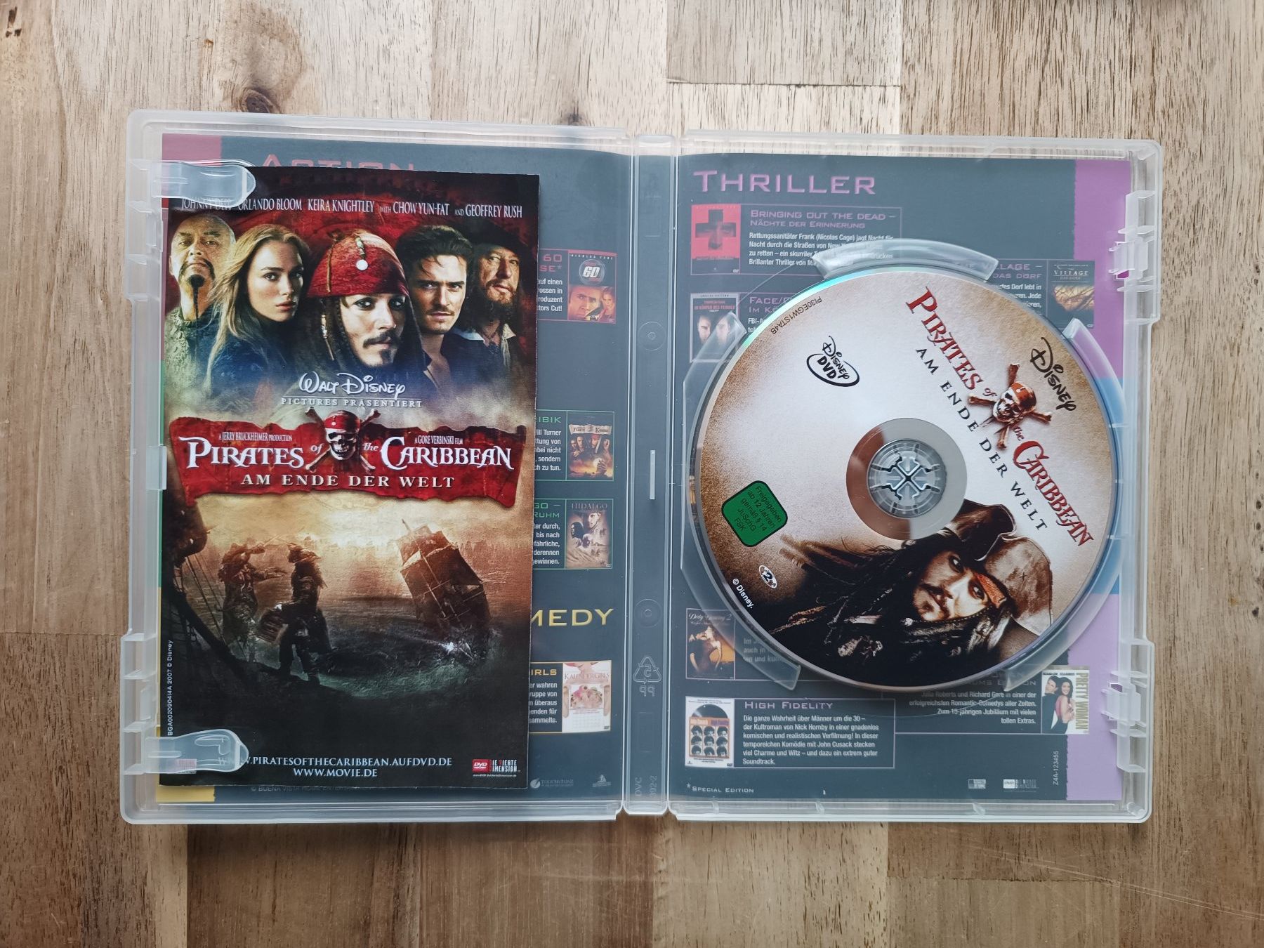 Tutti i DVDs: Fluch der Karibik 3 - Am Ende der Welt – Usato da Amriswil venduto da ITALbozz 1