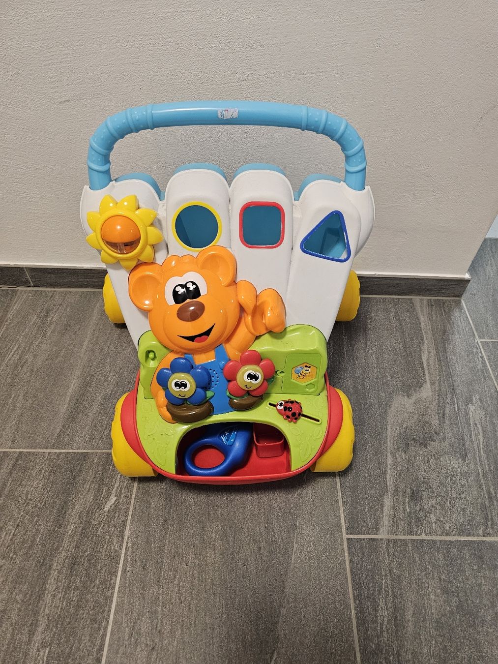 Giocattoli: Lauflernwagen mit Spielkonsole  – Usato da Bazenheid venduto da Fejan