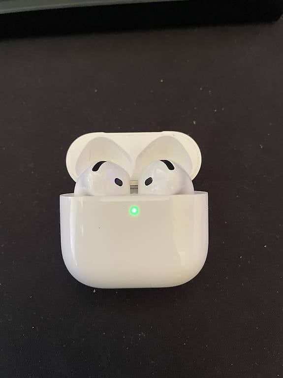 Cuffie: Airpods Gen 3 – Usato da Filzbach venduto da ric_z6vx