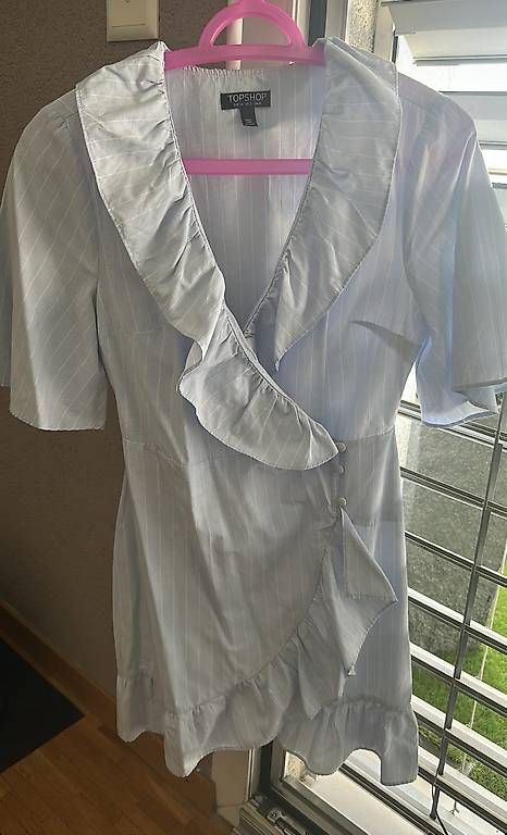 Kleider: Robe top shop taille 34 – Gebraucht aus Renens VD von mary184 1