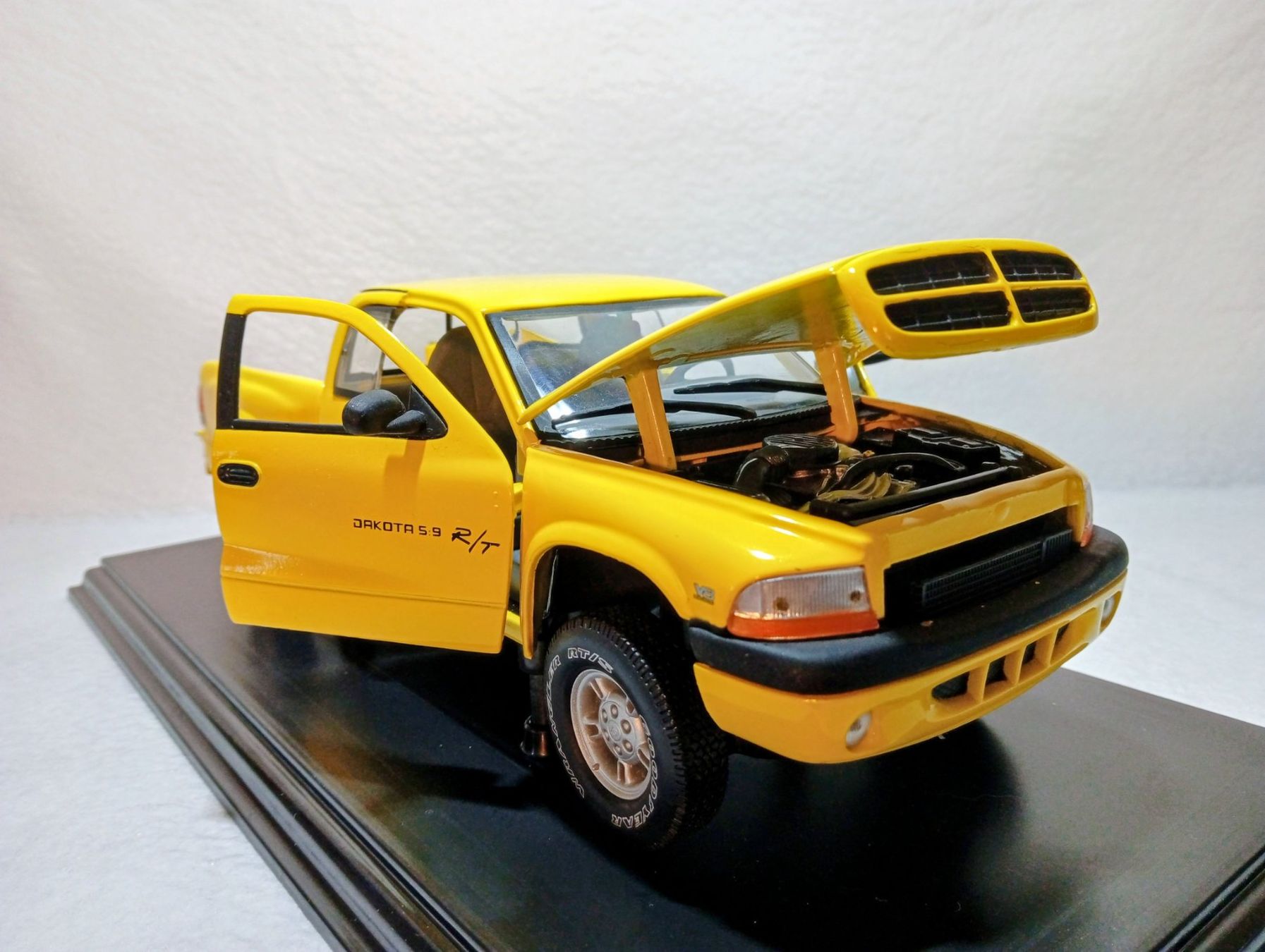 Dodge Voitures modèles: Dodge Dakota  R/T – Neuf (Voir description) à Huttwil par Secondtrain 6