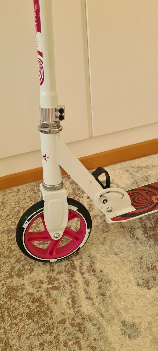 Scooter: Scooter – Nuovo (secondo la descrizione) da Tagelswangen venduto da marco_88sh 5
