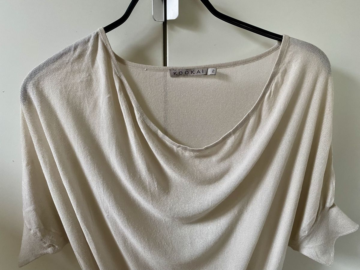 Kookai Tops: Beiges Kookai Shirt Grösse 2 = 38 – Gebraucht aus Winkel von Flyhy2020 1