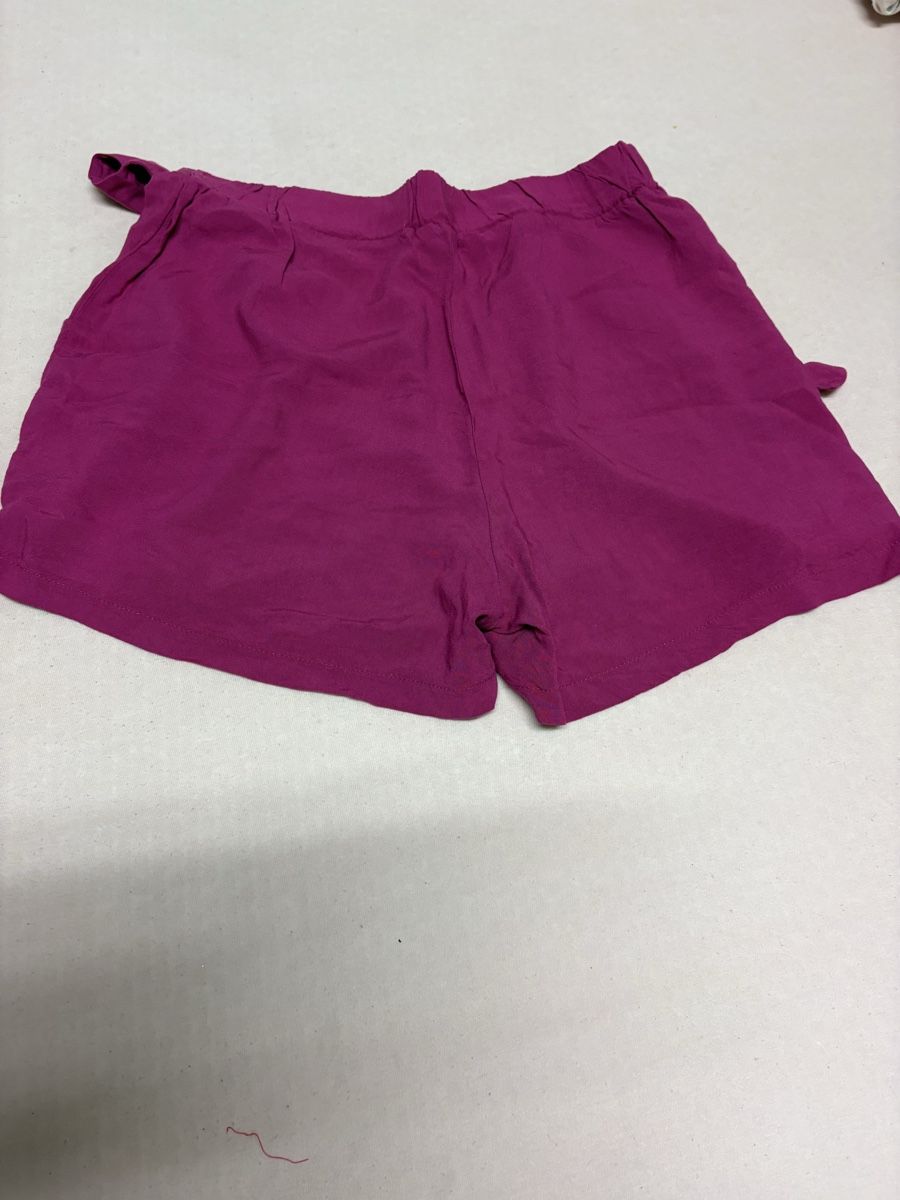 C&A Pantaloni: Damen Short,Gr.40;C&A – Usato da Winterthur venduto da Nena222 1