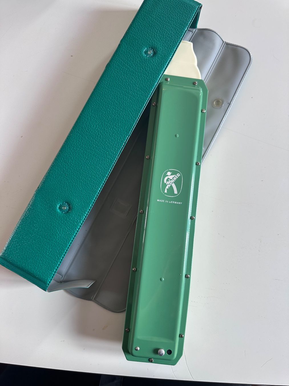 Hohner Strumenti musicali: Flûte harmonica Horner melodica soprano vintage – Usato da Lausanne venduto da jul_v9ht 1