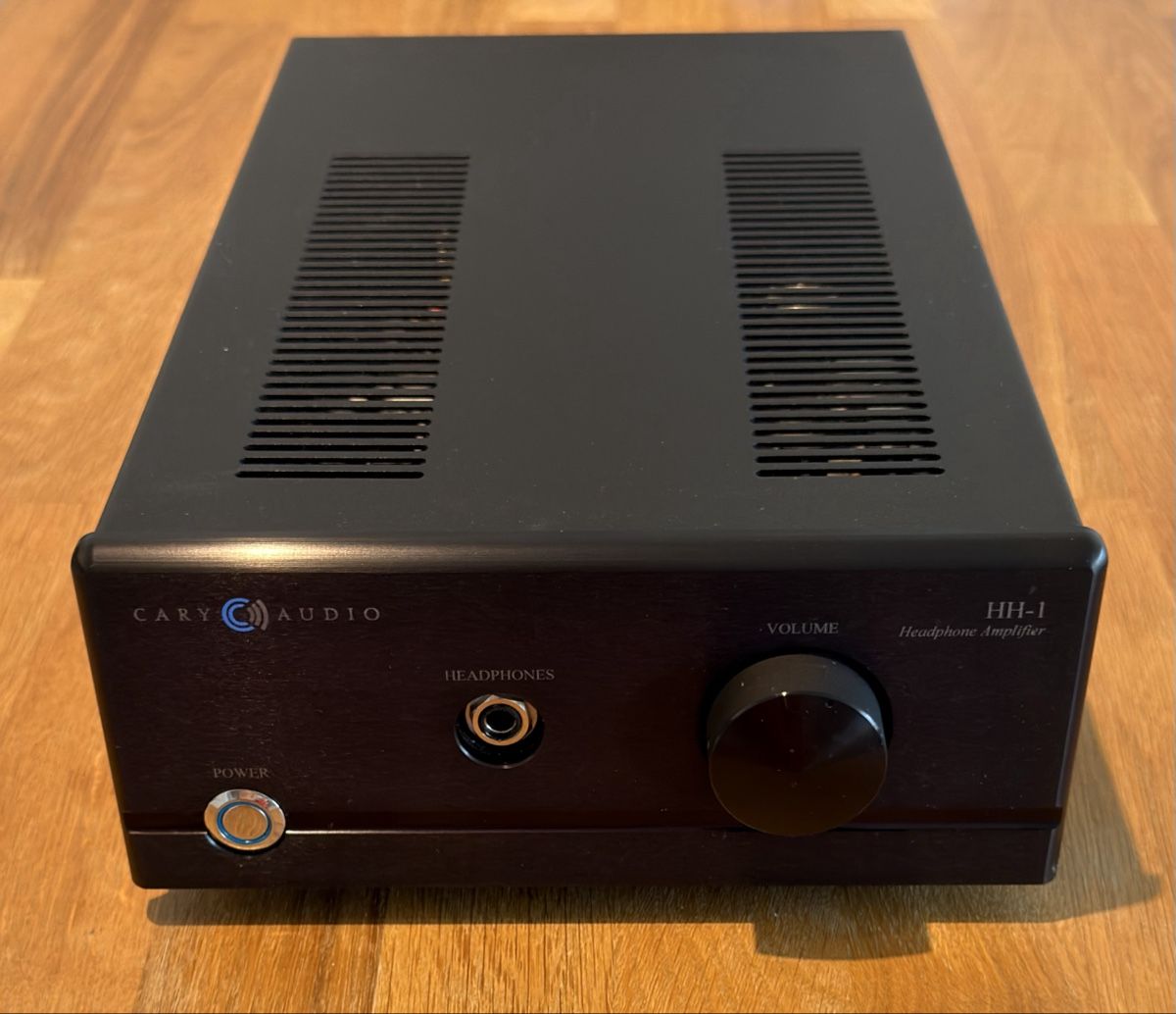 Amplificateurs: Cary audio  – D'occasion à Aigle par RN2019