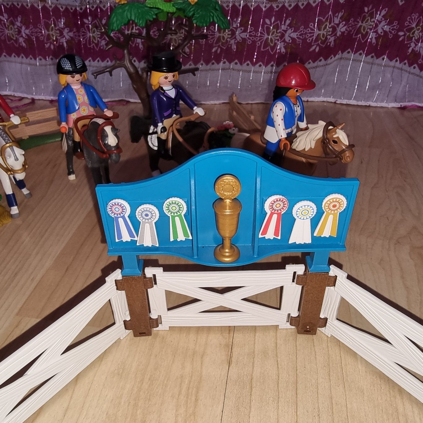 Playmobil Giocattoli: Playmobil Reiterset – Usato da Frenkendorf venduto da Mirasen 5