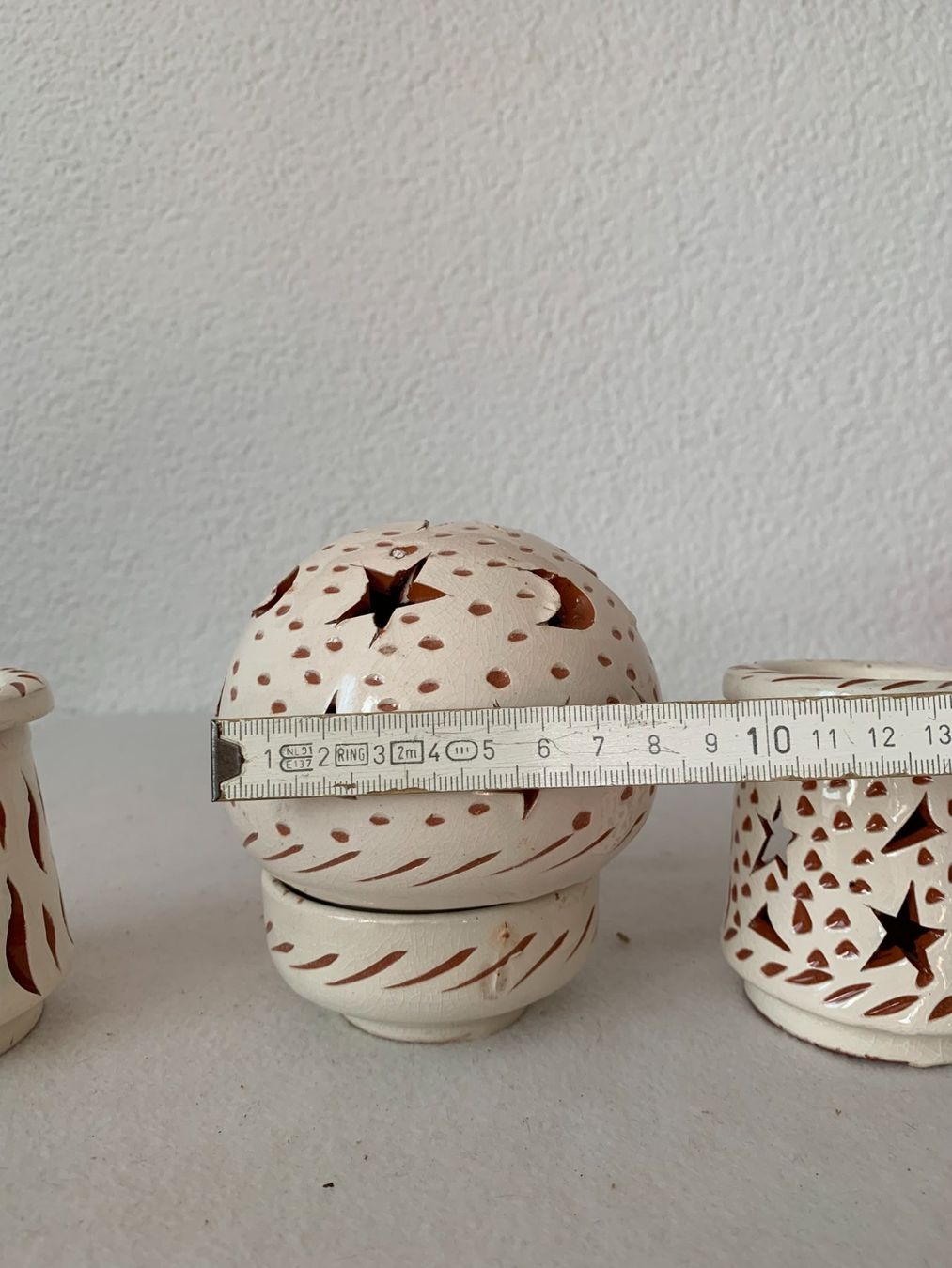 Candele: Schöne Ton Teelichter weiss   22. – Nuovo (secondo la descrizione) da Schötz venduto da amore14 4