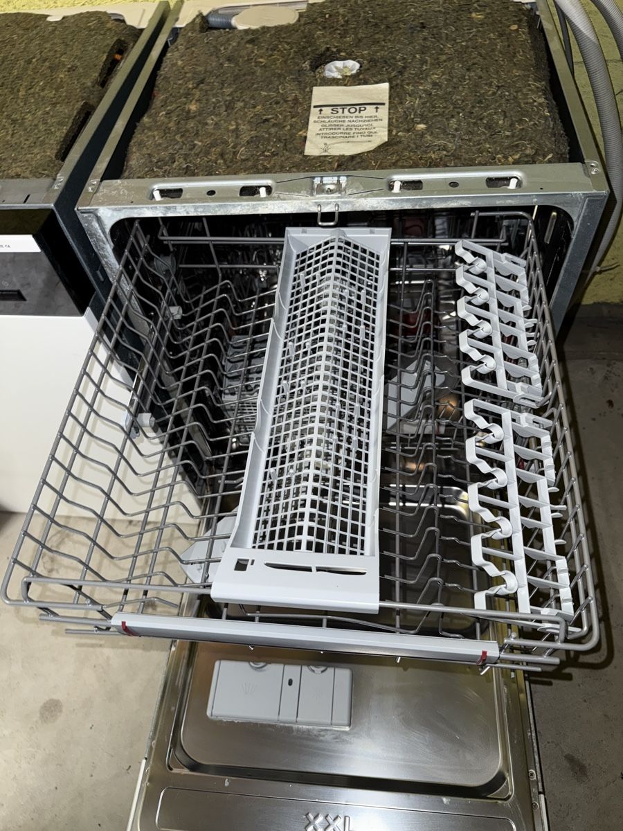 Electrolux Lavastoviglie: Electrolux Geschirrspüler 55Cm A+++ CH Norm – Usato da Kilchberg ZH venduto da Rei_9 3