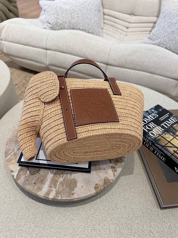 Loewe Borse: LOEWE RAFFIA TASCHE ELEPHANT – Nuovo (secondo la descrizione) da Schwyz venduto da bofb 7